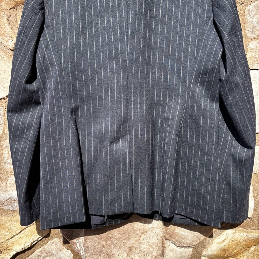 Vintage Gap Women’s Wool Blazer Pinstripe Navy Blue Size 8 2 Button Career 2010 - Picture 6 of 9